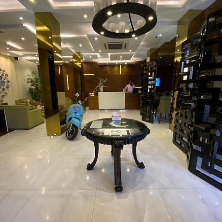 Lahore Continental Hotel Kültér fotó